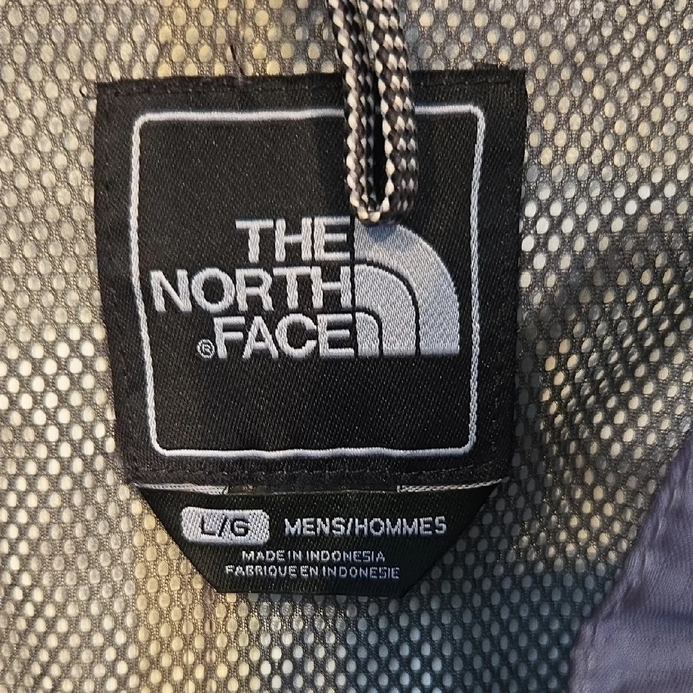 The North Face Men's Large Dark Gray Hooded Hyvent Windbreaker Jacket